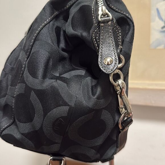 Coach OpArt Madison Sabrina Black Fabric/Leather Handbag. Shoulder/Crossbody. - Picture 5 of 10